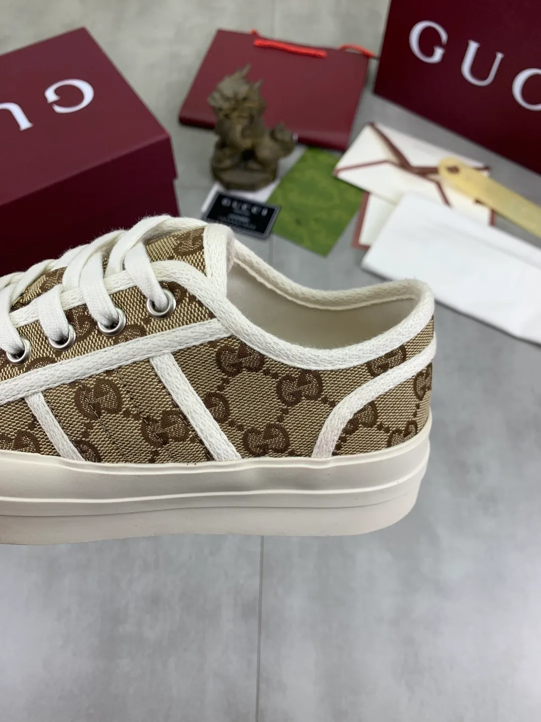 Men's shoes 💰P480 New Gucci thick-soled cloth shoes for women, high-quality version with logo patterned cloth surface, 5mm thick sole, ultra-light shoes, versatile and comfortable.  Fabric: Versatile floral fabric Lining: Versatile canvas Feet: Towel fabric Code number: 35-41 (41 customized) Packaging: Original packaging